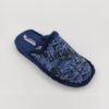 Zapatilla abierta talón azul letras de Andinas.