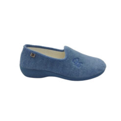 Zapatilla cerrada rizo aguamar.